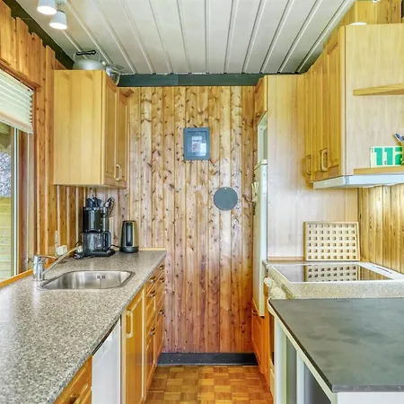 Ingeborg - 100m To The Fjord By Interhome